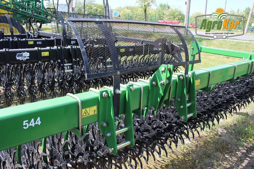 Ротаційна борона John Deere 400 (544) – 9,6 метрів 544 фото