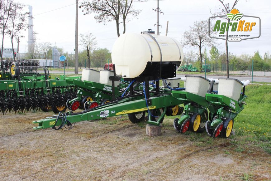 Просапна сівалка john deere 7000 (665) - 8 рядів 665 фото