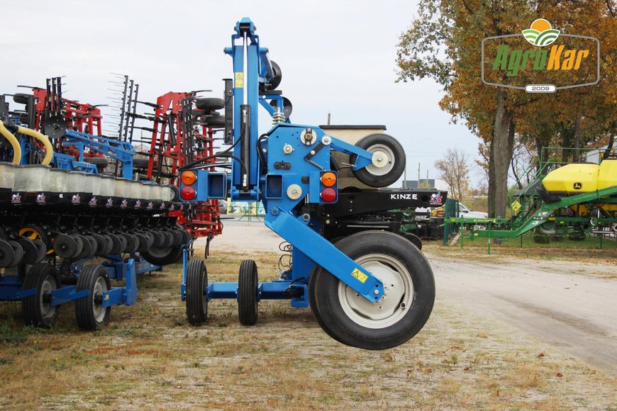 Просапна сівалка KINZE 2300 (492) - 16 рядів