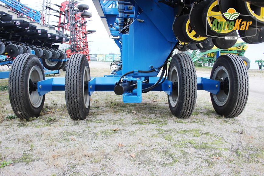 Просапна сівалка KINZE 2300 (492) - 16 рядів