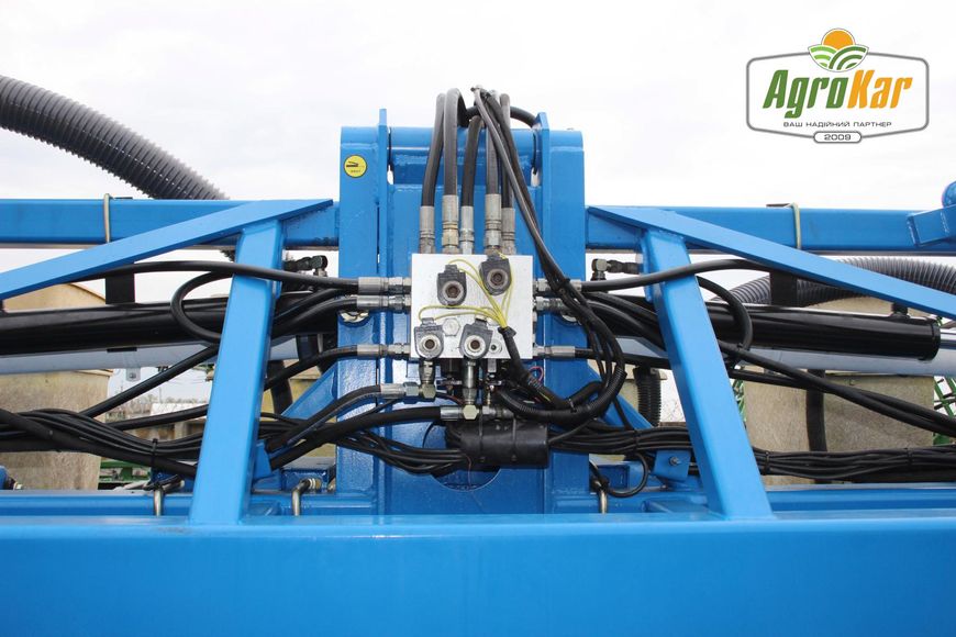 Просапна сівалка KINZE 2300 (492) - 16 рядів