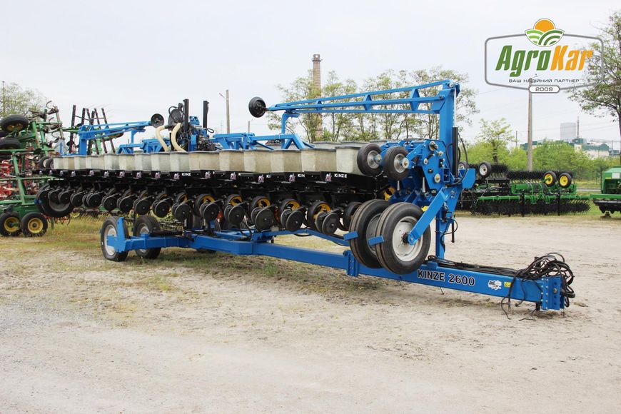 Просапна сівалка KINZE 2600 (425) - 31 ряд