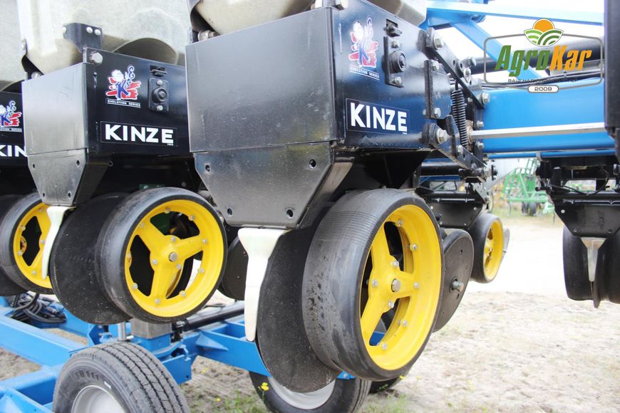 Пропашная сеялка KINZE 2600 (425) - 31 ряд 425 фото