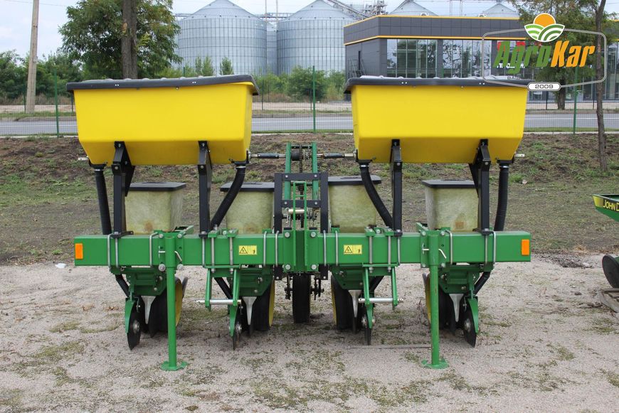 Просапна сівалка john deere 7000 (FP) - 4 ряд.