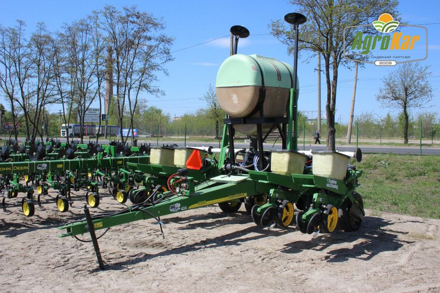 Пропашная сеялка john deere 7000 (424) - 8 рядов 424 фото