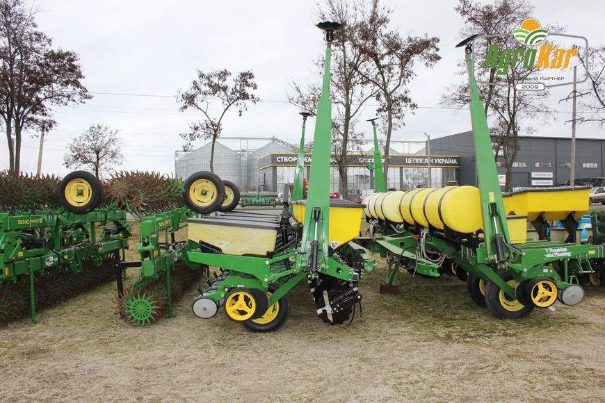 Пропашная сеялка John Deere 7200 (570) - 8 рядов 570 фото