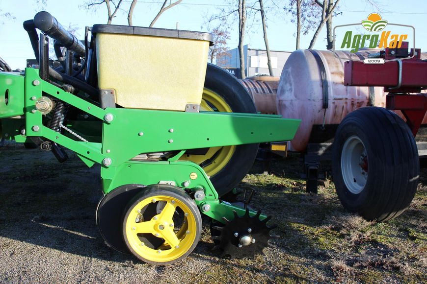 Пропашная сеялка John Deere 7200 (491) - 16 рядов 491 фото