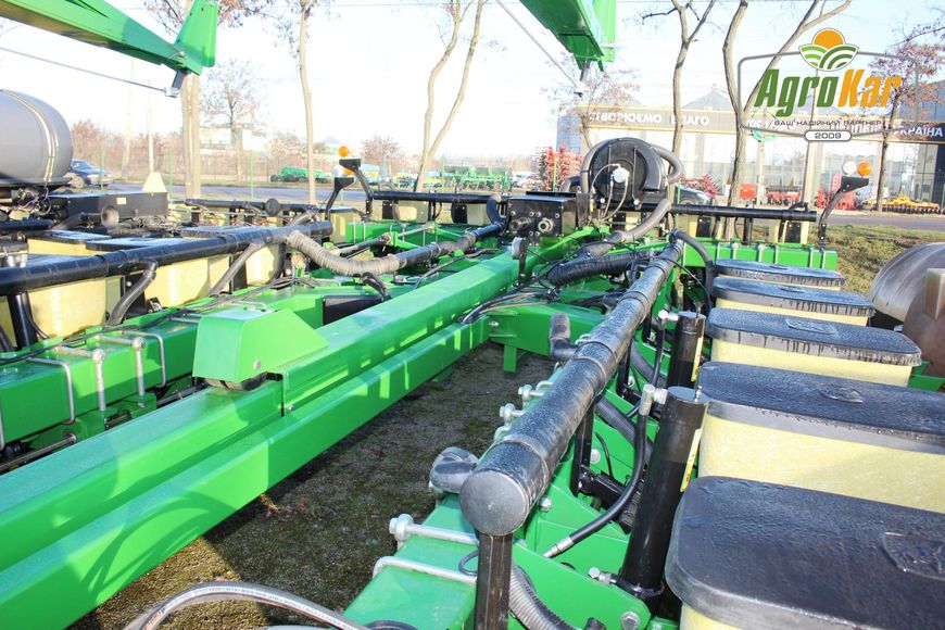 Просапна сівалка John Deere 7200 (491) - 16 рядів