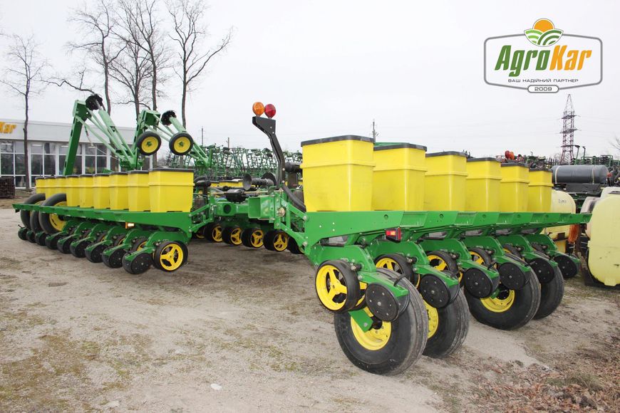 Пропашная сеялка John Deere 1770 (490) - 24 рядов 490 фото