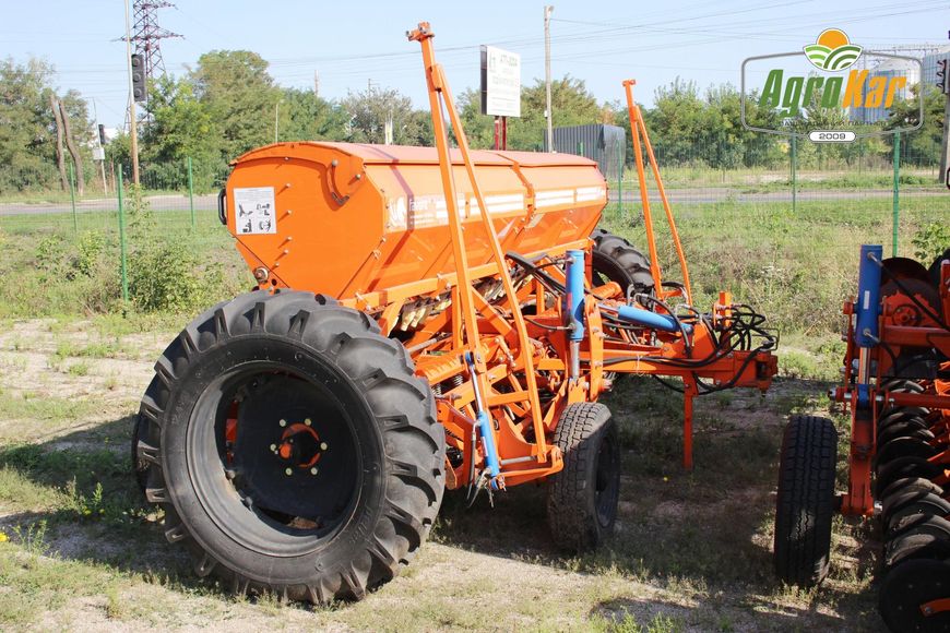 Сеялка зерновая Favorit SZF-4000 - 4 метра SZF-4-2 фото