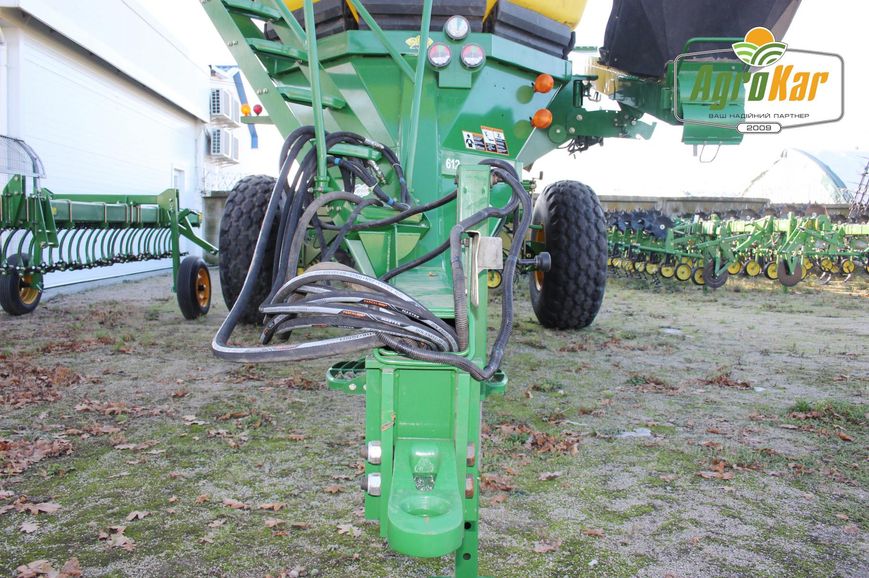 Пневмобункер John Deere 1910 (612) - 250 бушелів 612 фото