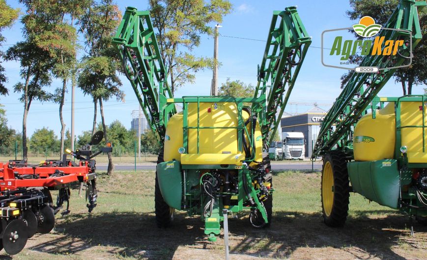 Опрыскиватель John Deere 740 (614) - 28 метров 614 фото