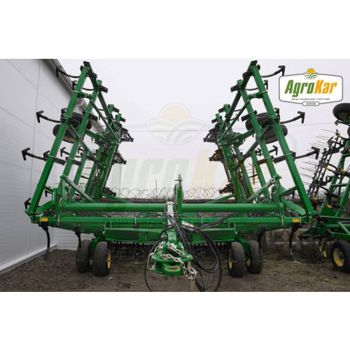 John Deere 2210 cultivator - 10.5 meters - photo 2 John Deere 2210 cultivator - 10.5 meters - photo 2