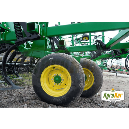 John Deere 2210 cultivator - 10.5 meters - photo 5 John Deere 2210 cultivator - 10.5 meters - photo 5