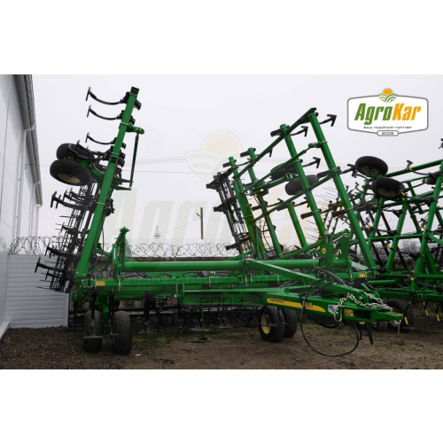 John Deere 2210 cultivator - 10.5 meters - photo 4 John Deere 2210 cultivator - 10.5 meters - photo 4