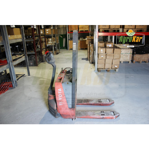 Складський навантажувач Toyota 7HBW23 - фото 11