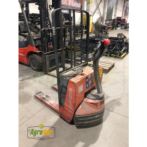 Складской погрузчик Toyota 7HBW23 (2) - фото 7