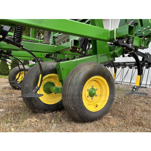 Культиватор John Deere 2210 &ndash; 8,5 метров - фото 2